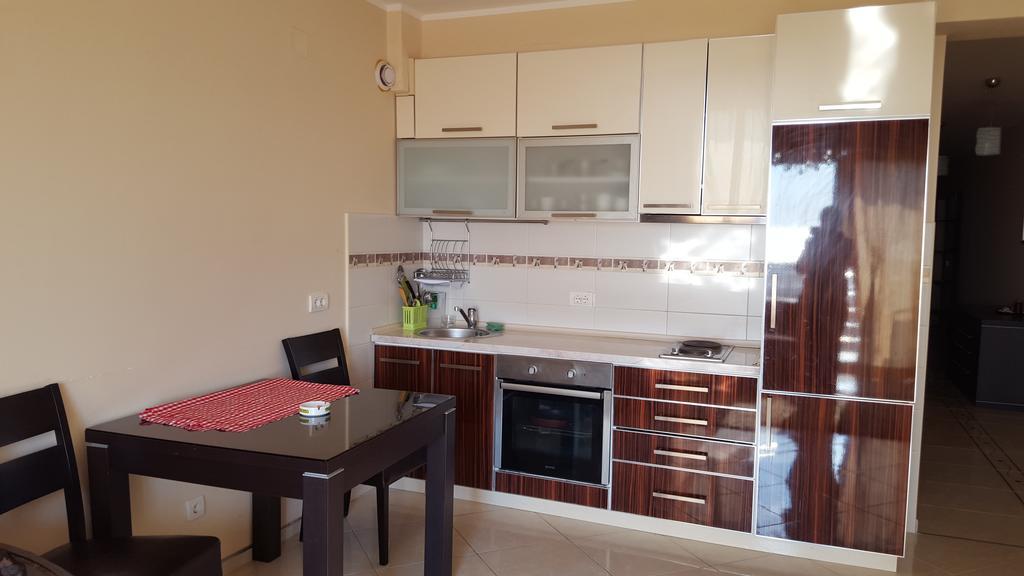 Kapriz Apartments Utjeha Ngoại thất bức ảnh